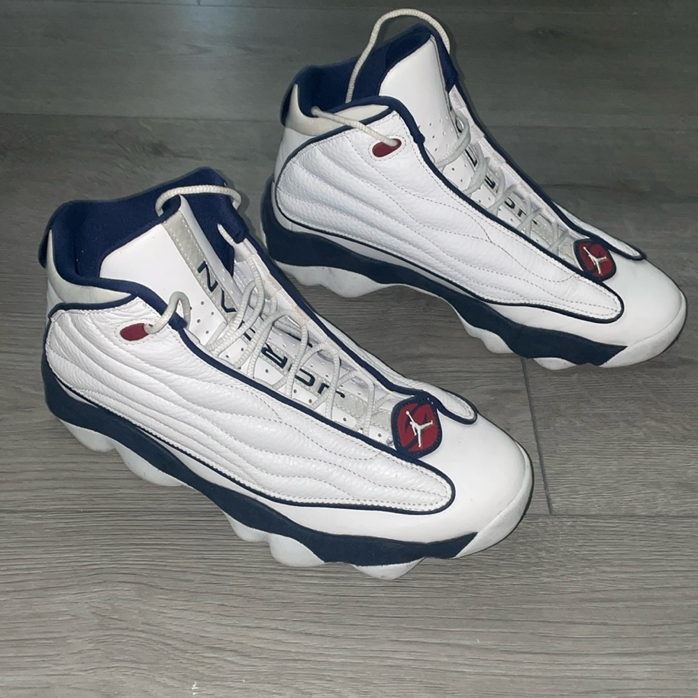 Jordan Pro Strong in White and Midnight Navy - Picture 6 of 6